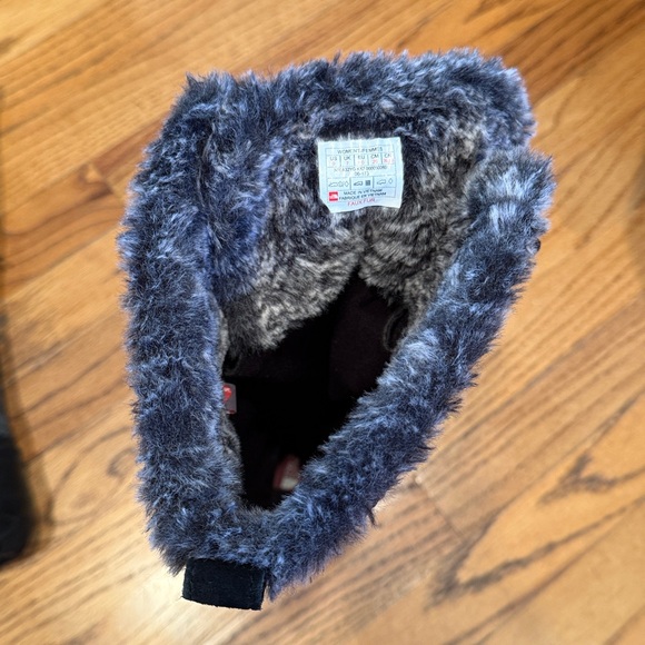 The North Face Shellista Mid Winter lace up boots for rain or snow, faux fur 9 - Picture 6 of 7